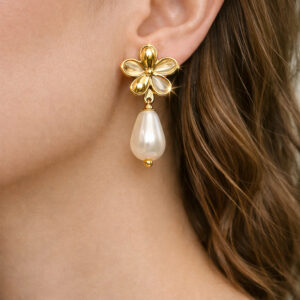 Boucle d’Oreille Fleur d’Or & Perle Goutte